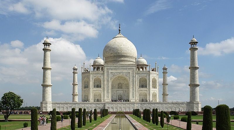 APNAMAU TAJ
