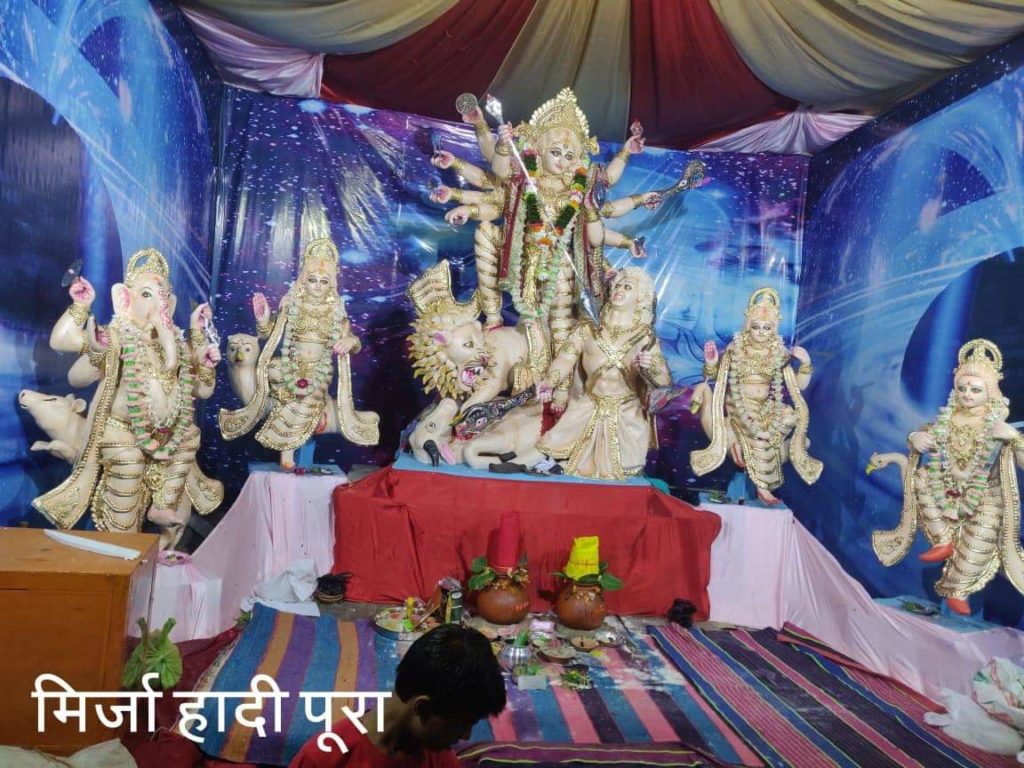 मिर्जा हादी पुरा दुर्गा पूजा पंडाल