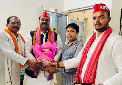 मऊ पहुंचे समाजवादी व्यापार सभा के प्रदेश अध्यक्ष प्रदीप जायसवाल, व्यापारियों के हितों पर बनी रणनीति
