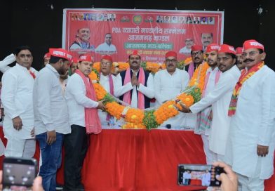 मऊ में PDA के साथ व्यापारी समाज की हुंकार, सड़क से सदन तक संघर्ष का ऐलान