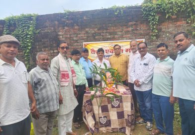 वैश्य समाज ने मनाई महात्मा गांधी की 157वीं जयंती, पौधारोपण कर दिया समरसता का संदेश